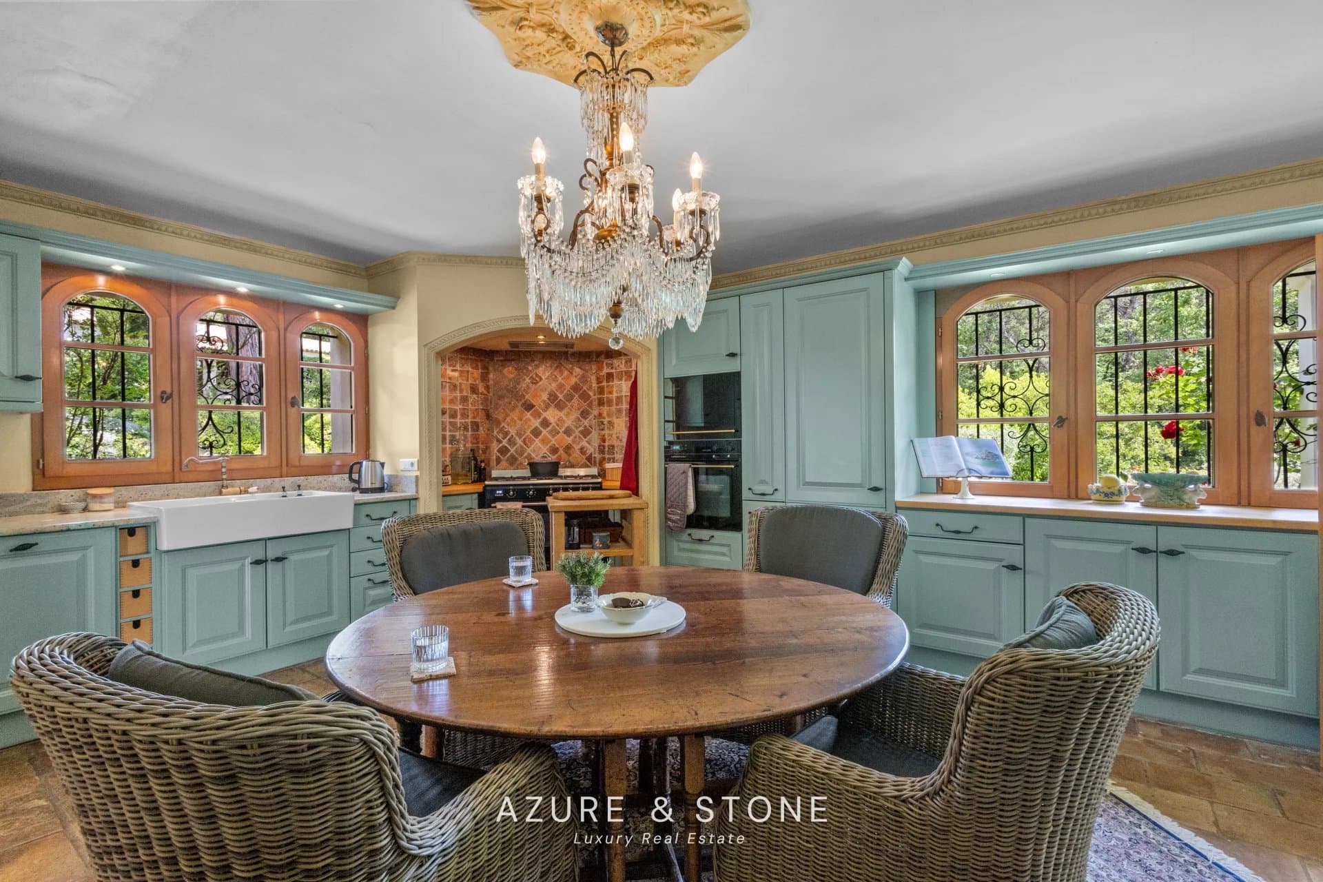 Exceptional Estate gallery 10