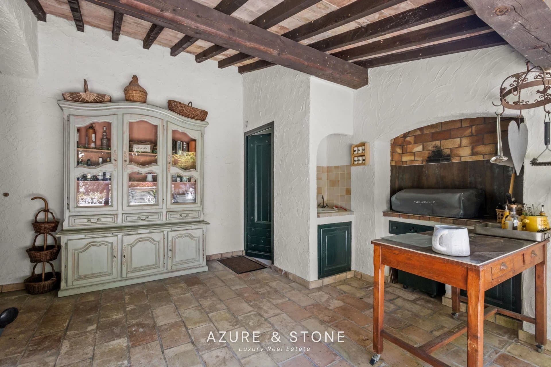Exceptional Estate gallery 11