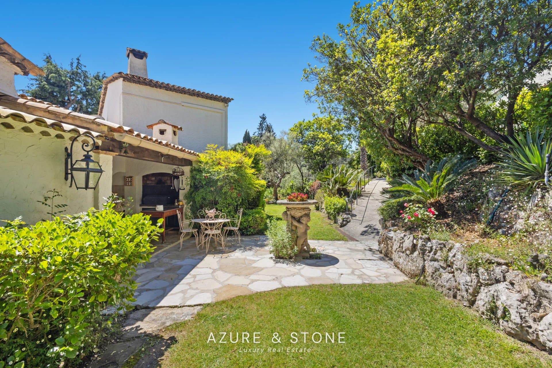 Exceptional Estate gallery 3