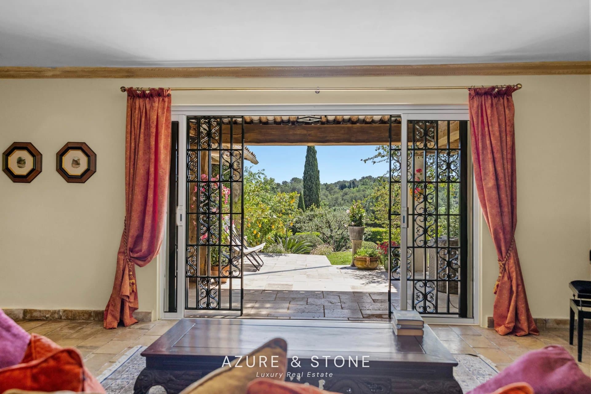 Exceptional Estate gallery 12