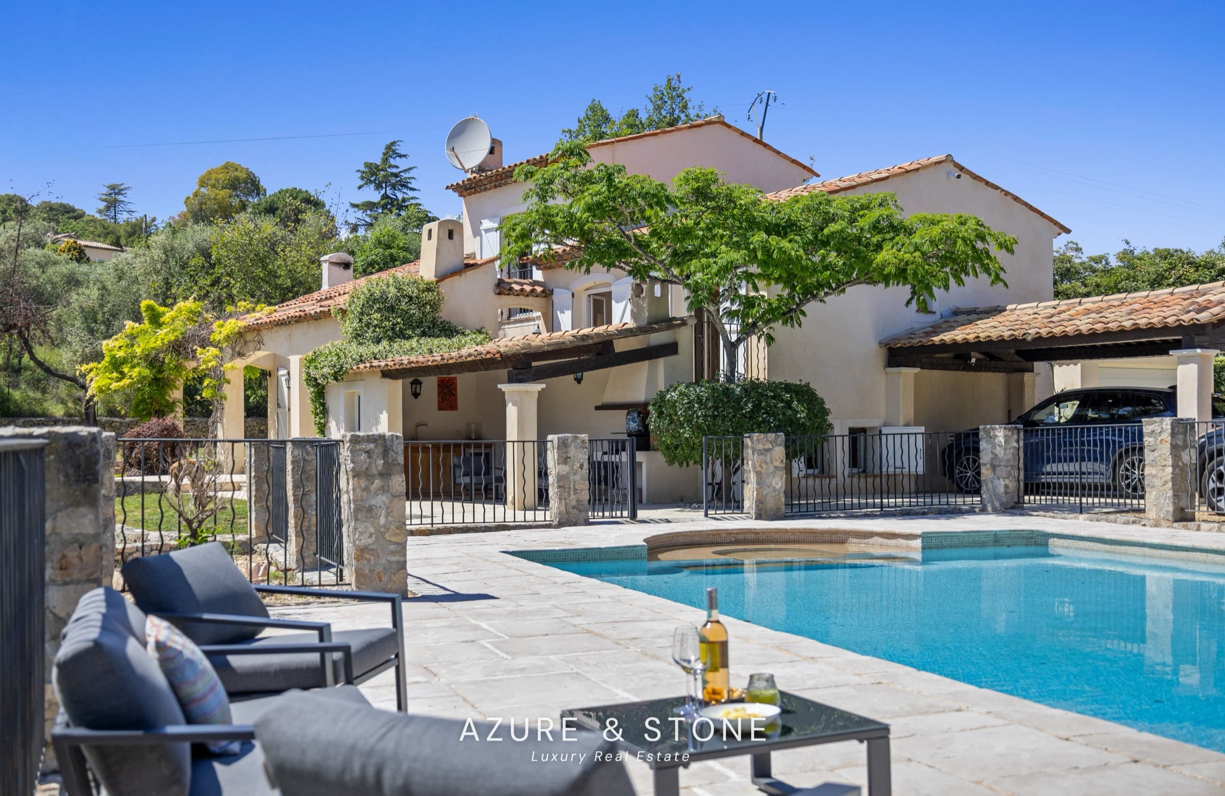 Residence of Exceptional Charm gallery 27