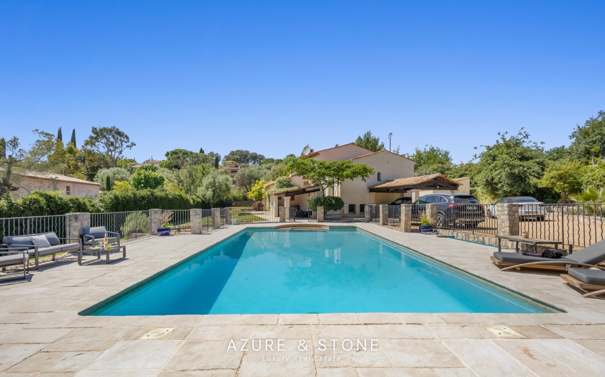 Residence of Exceptional Charm gallery 30